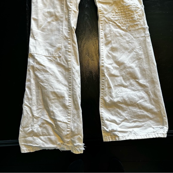 Vintage GAP Size 8 White Wide Leg Mom Jean Flared Jean Denim Street Destroyed - Picture 2 of 14